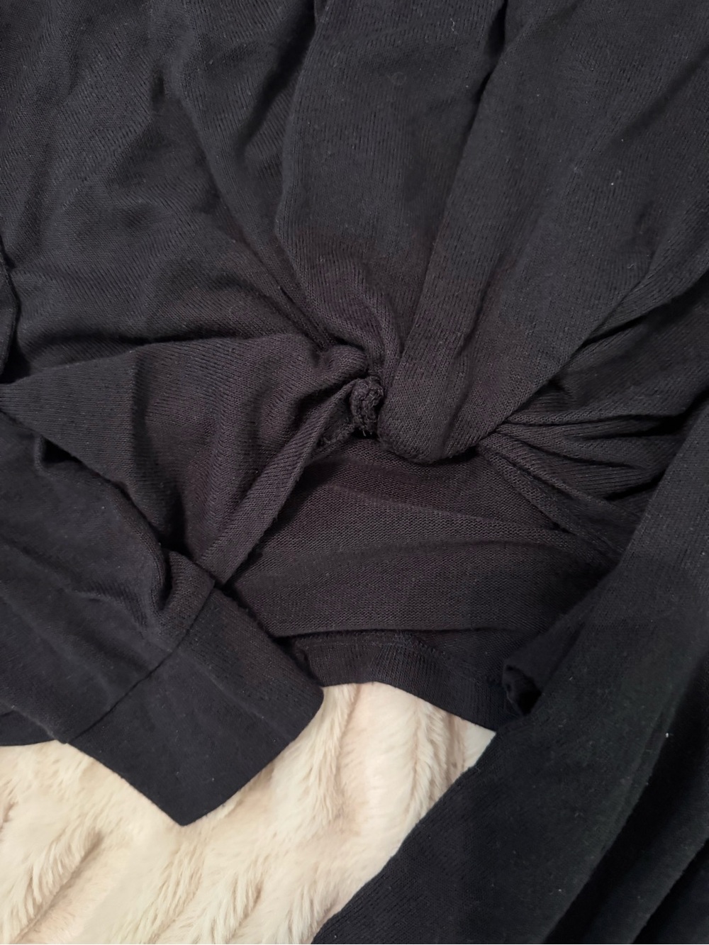 Ugg Black Women's Lounge‎ Pants and Top - Picture 2 of 4
